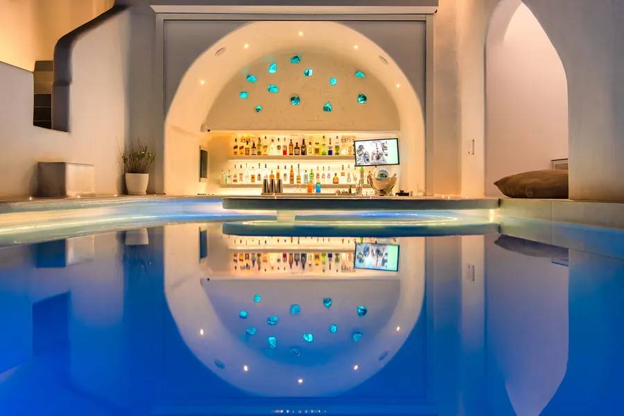 Pool Bar - Athina Luxury Suites Santorini